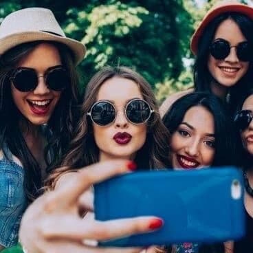 Celebrity & Influencer Marketing
